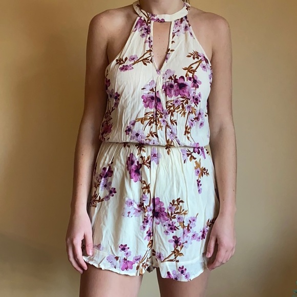 American Eagle Romper! Tags still on! - Picture 1 of 3